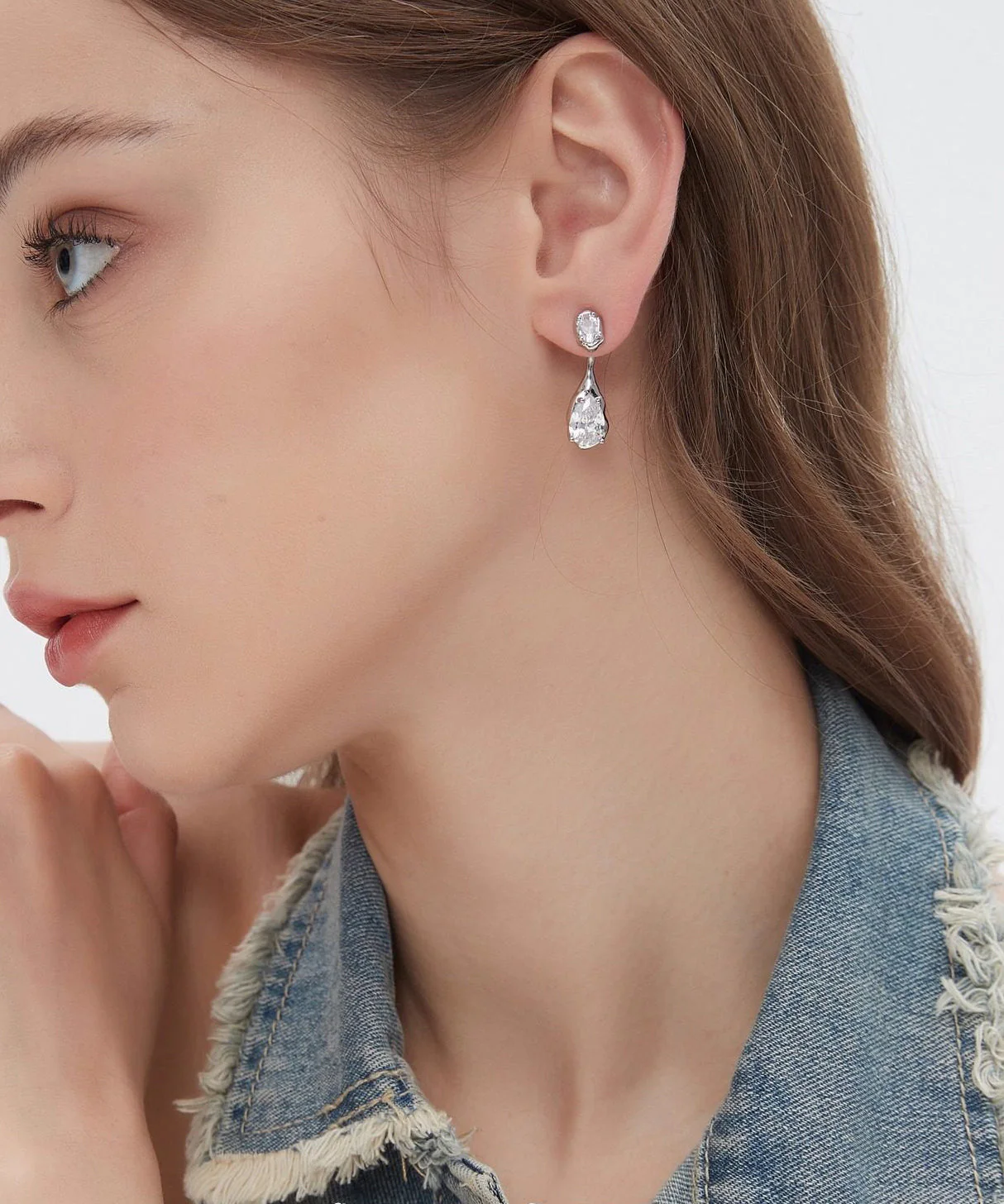 Classy Silvery Water Droplet Copper Zircon Sparkling Drop Earrings - Image 2