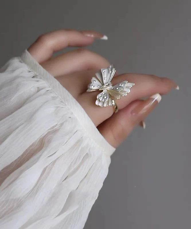 Classy White Copper Zircon Butterfly Brooches - Image 4
