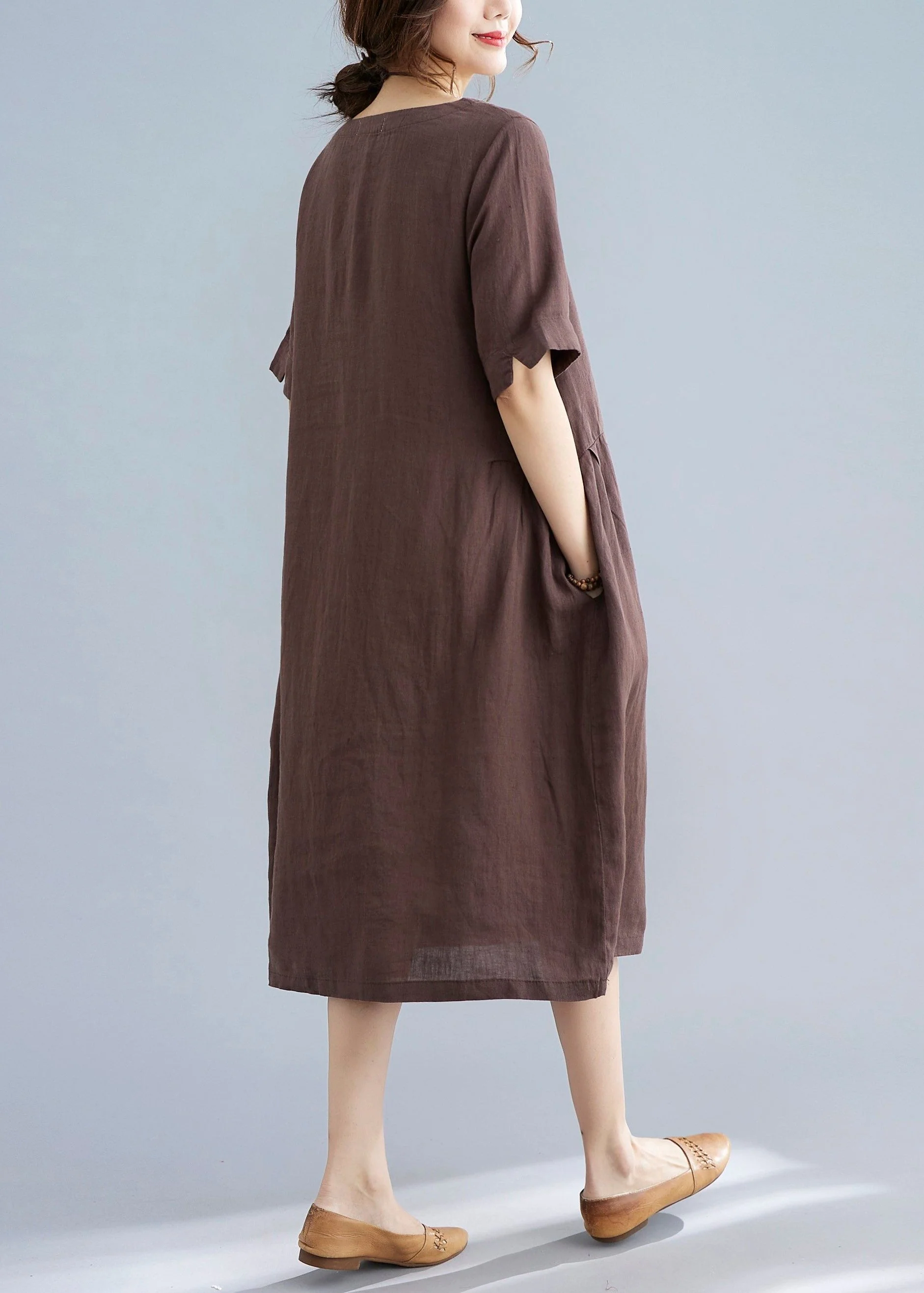 Chocolate Solid Original Design Pocket Linen Holiday Dress Short Sleeve - Image 4