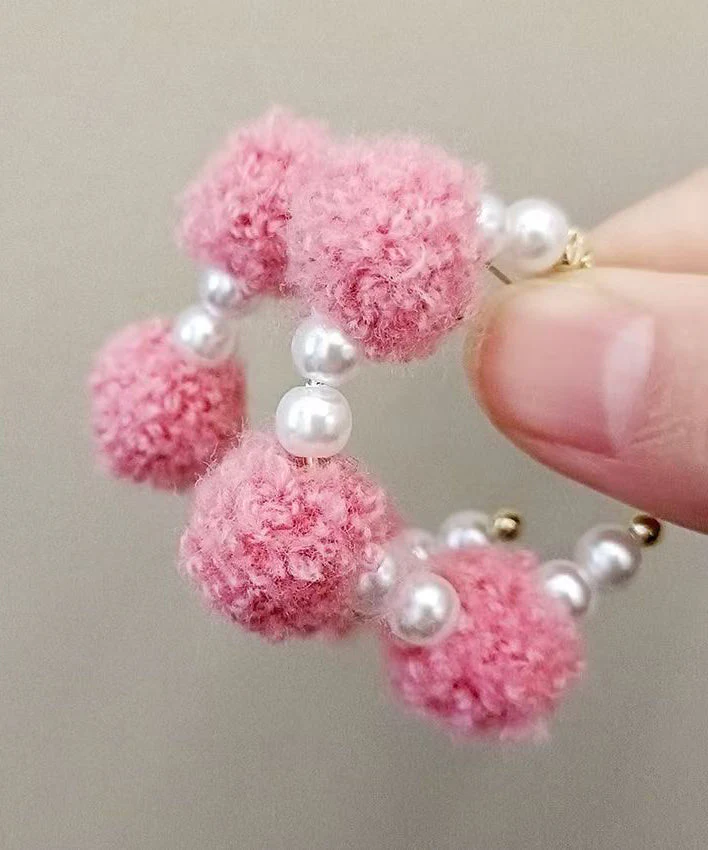 Cute Pink Alloy Fuzzy Ball Decorated Pearl Hoop Earrings - Image 3