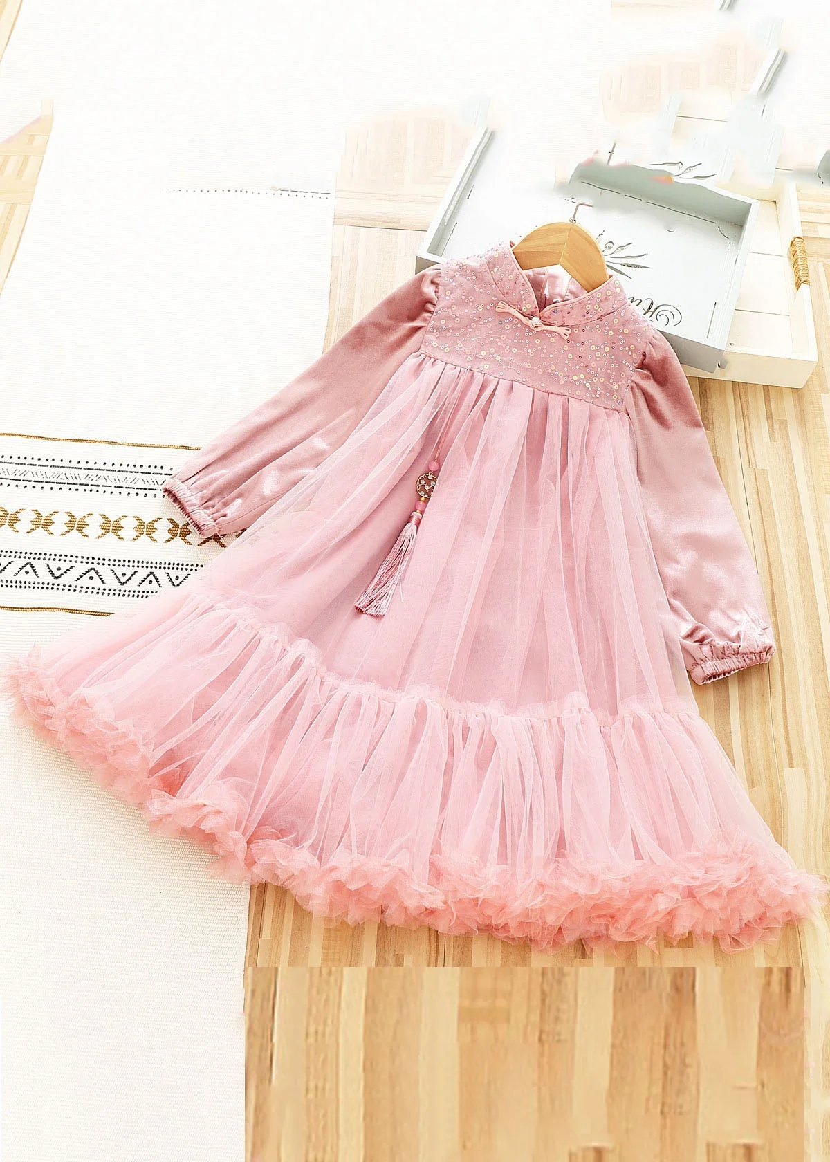 Cute Pink Stand Collar Sequins Patchwork Tulle Girls Shawl And Dress Two Pieces Set Long Sleeve - Image 3