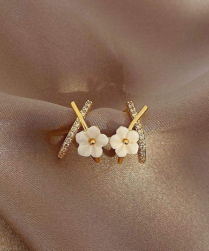 Cute White Copper Ovegild Zircon Cross Floral Stud Earrings - Image 3