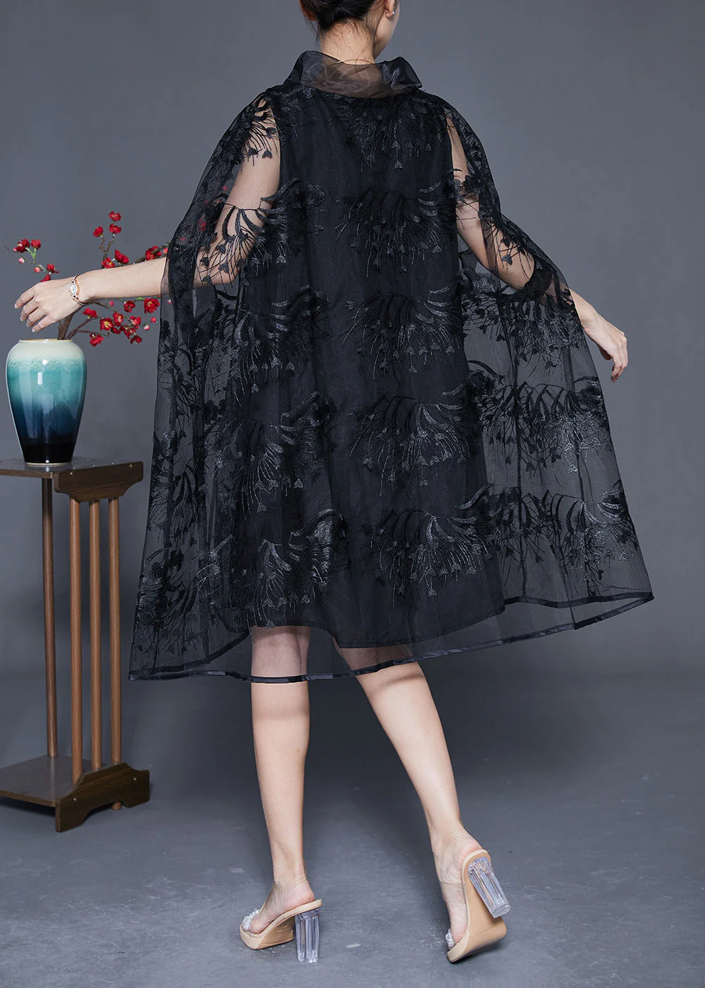 Elegant Black High Neck Embroideried Hollow Out Tulle Dress Cloak Sleeves - Image 3