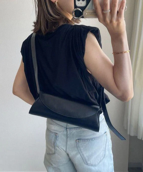 Elegant Black Solid Durable Faux Leather Hobo Bag - Image 4