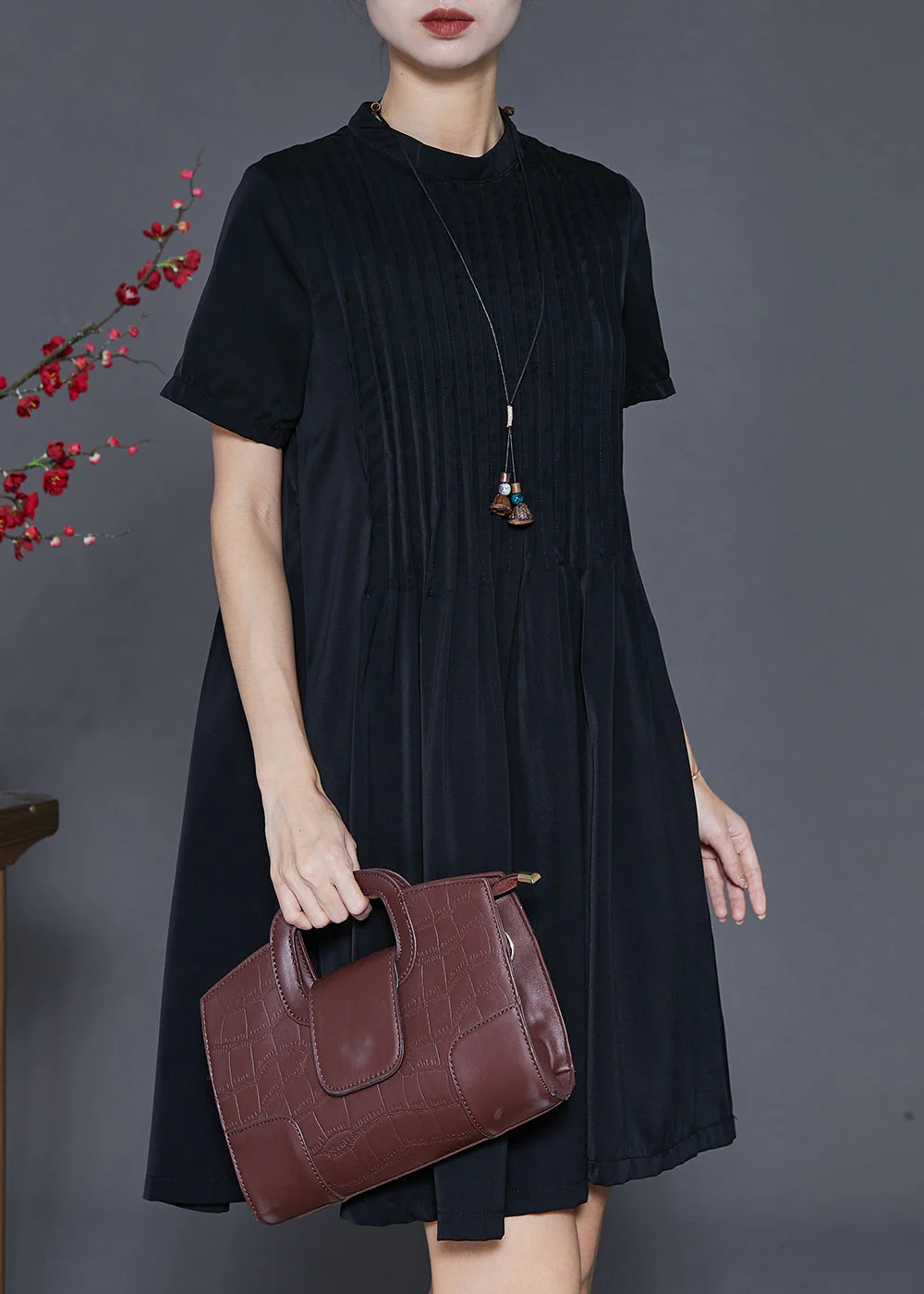 Elegant Black Stand Collar Wrinkled Cotton Dress Summer - Image 2