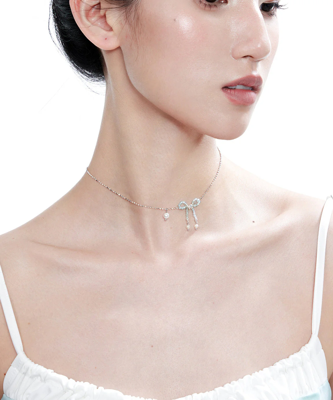 Elegant Blue Crystal Bow Pearl Silver Choker - Image 4