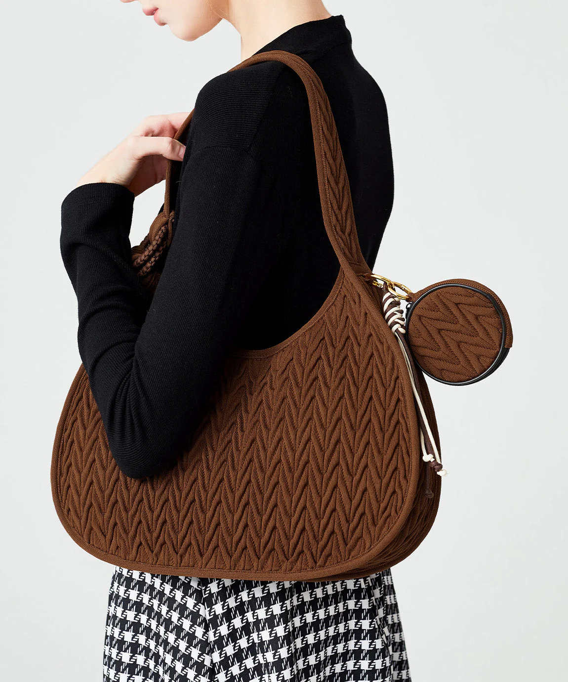 Elegant Chocolate Striped Solid Durable Cotton Hobo Bag - Image 3