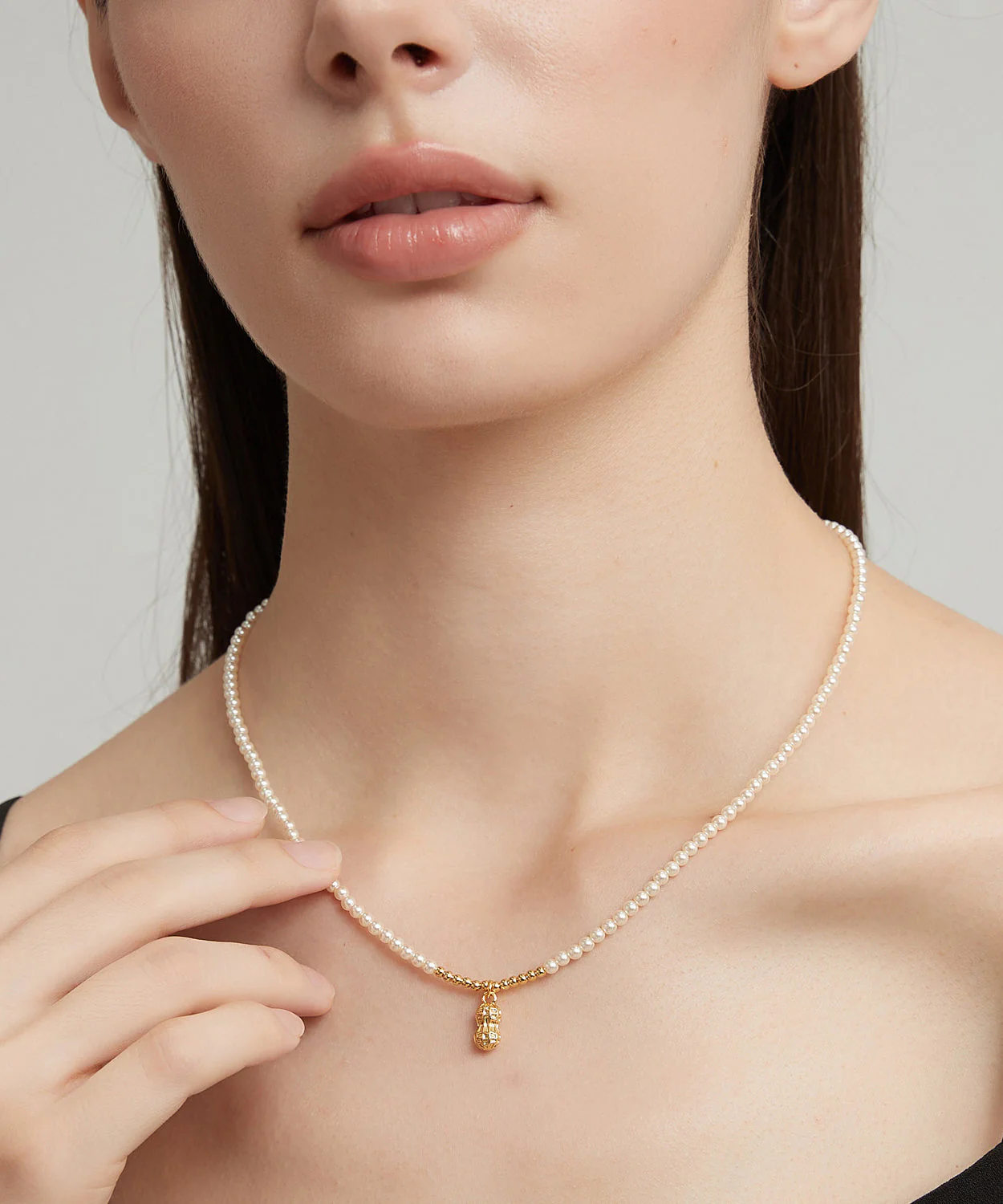 Elegant Gold Copper Overgild Pearl Peanut Pendant Necklace - Image 3
