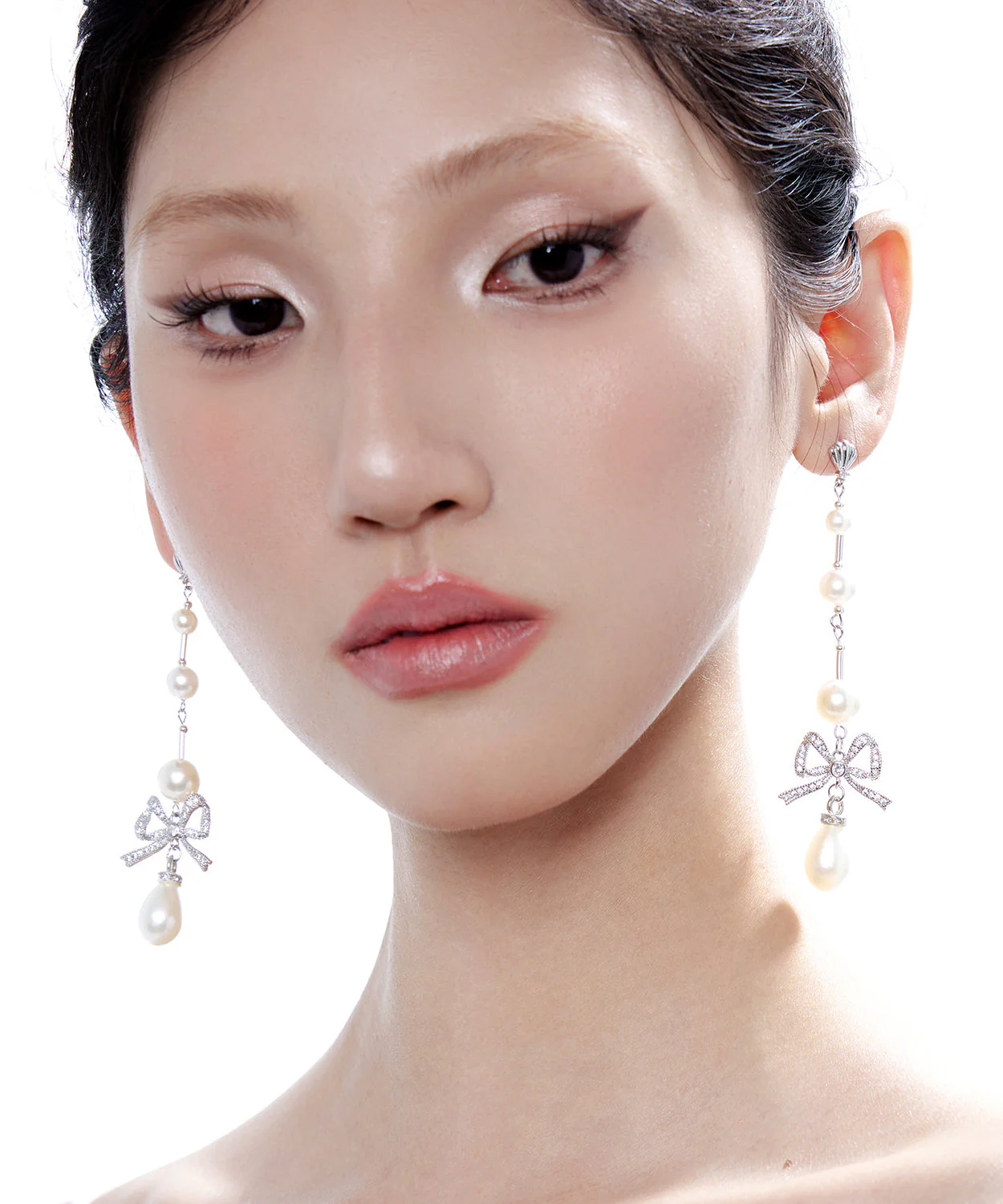 Elegant Pearl Bow Silver Long Drop Earrings Earrings - Image 3