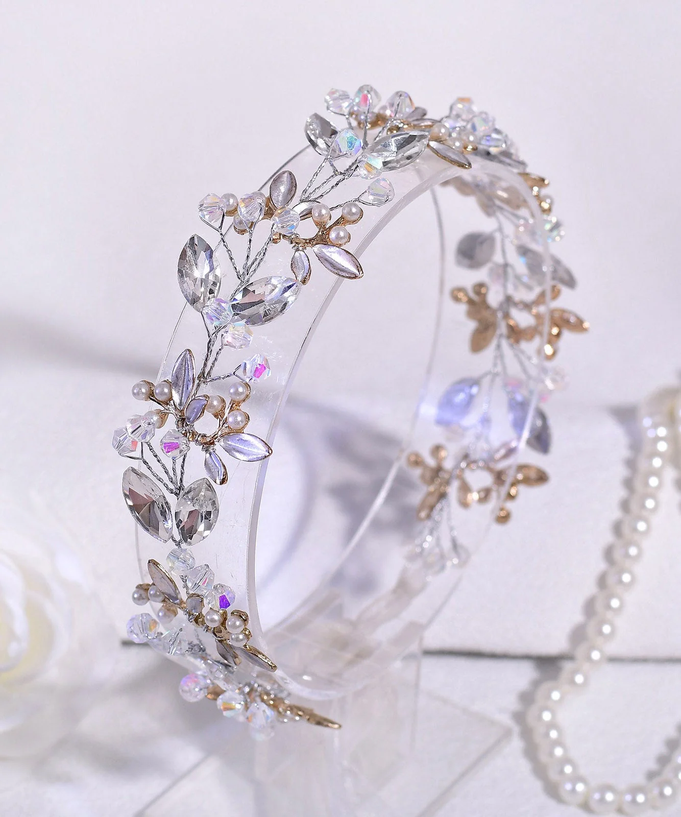 Elegant Silk Weave Zircon Floral Bride HairPiece - Image 2
