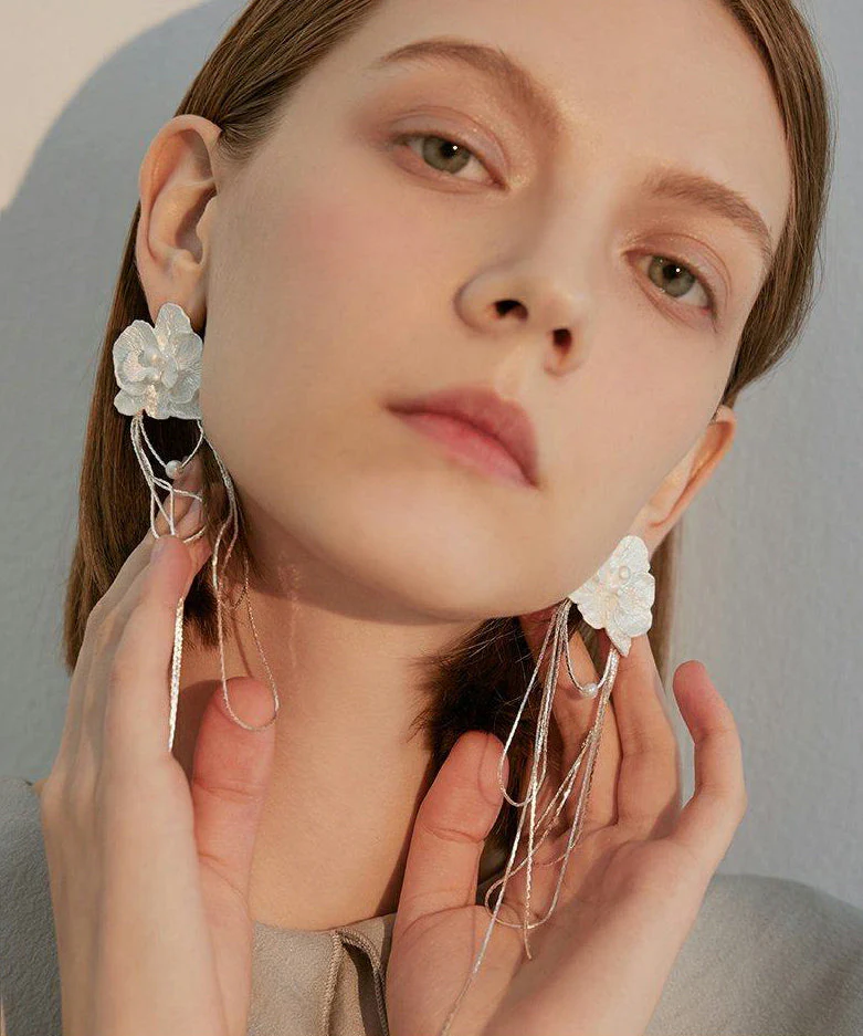 Elegant White Flower Tasseled Metal Drop Earrings - Image 3