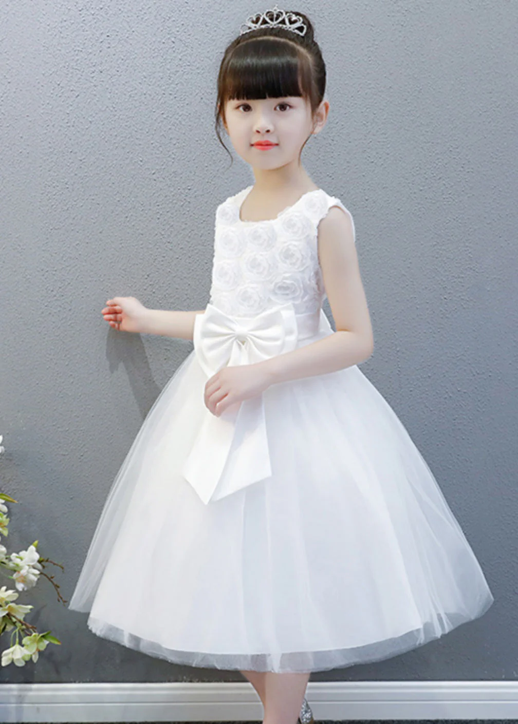 Elegant White O-Neck Floral Bow Tulle Kids Long Gowns Dress Sleeveless - Image 4