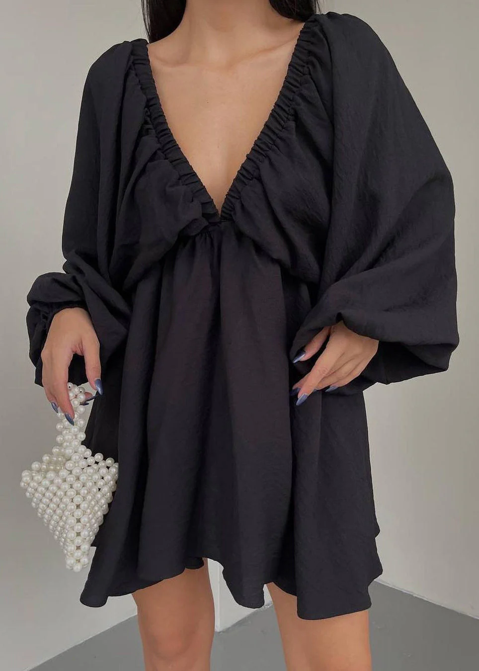 European And American Style Lantern Sleeve Sexy V Neck Short Dress - Image 2