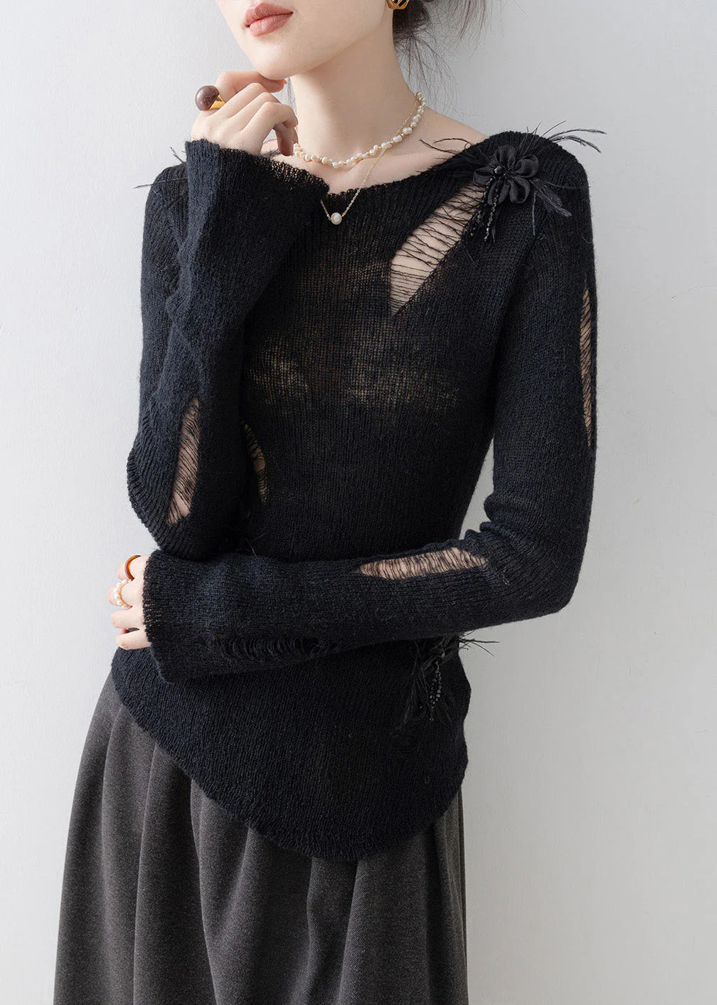 Fashion Black O Neck Tassel Floral Knit Top Spring - Image 3