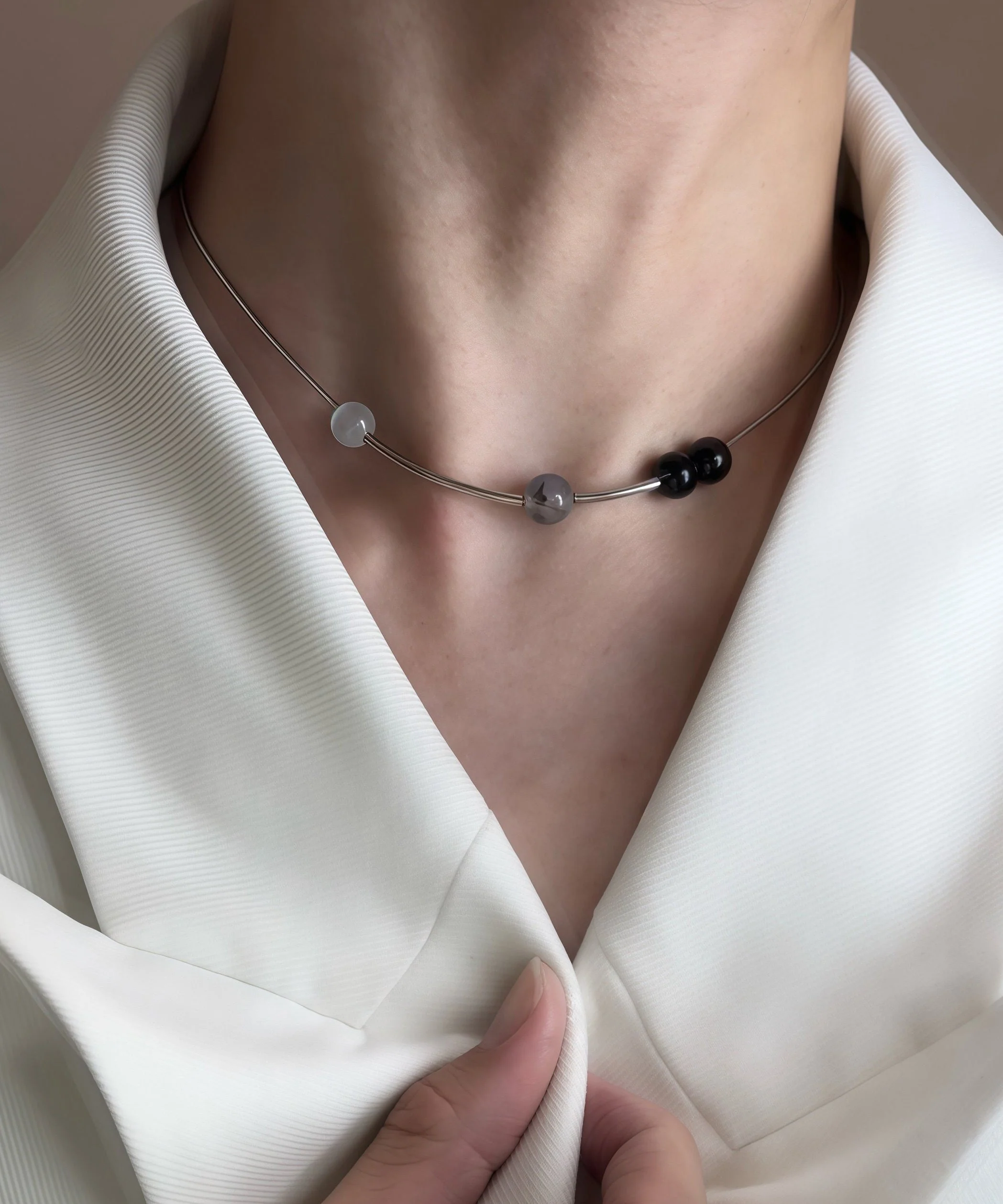 Fashion Blackish Crystal High Quality Tungsten Steel Necklace - Image 2