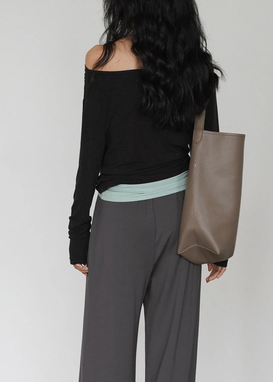 Fashion Dark Gray Off Shoulder TopAnd Light Green Interior Layered Set - Image 5