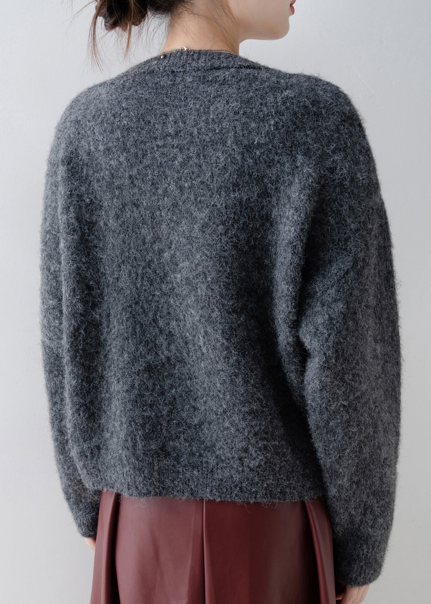 Fashion Grey O Neck Zircon Knit Sweaters Spring - Image 5