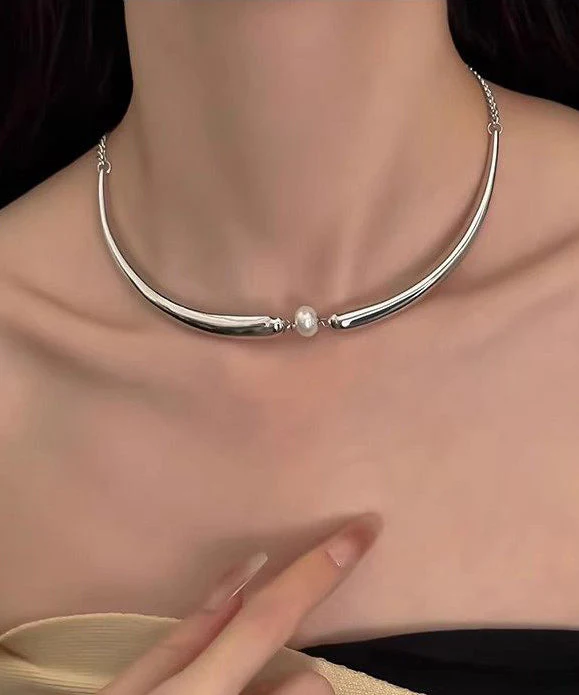 Fashion Pearl Patchwork Fine Tungsten Steel Choker - Image 4