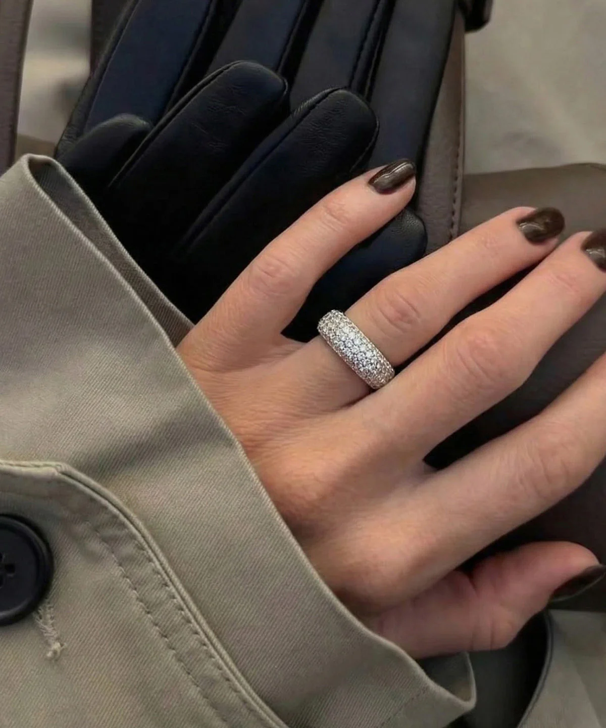 Fashion Silvery Zircon Sparkling Women Ring - Image 2