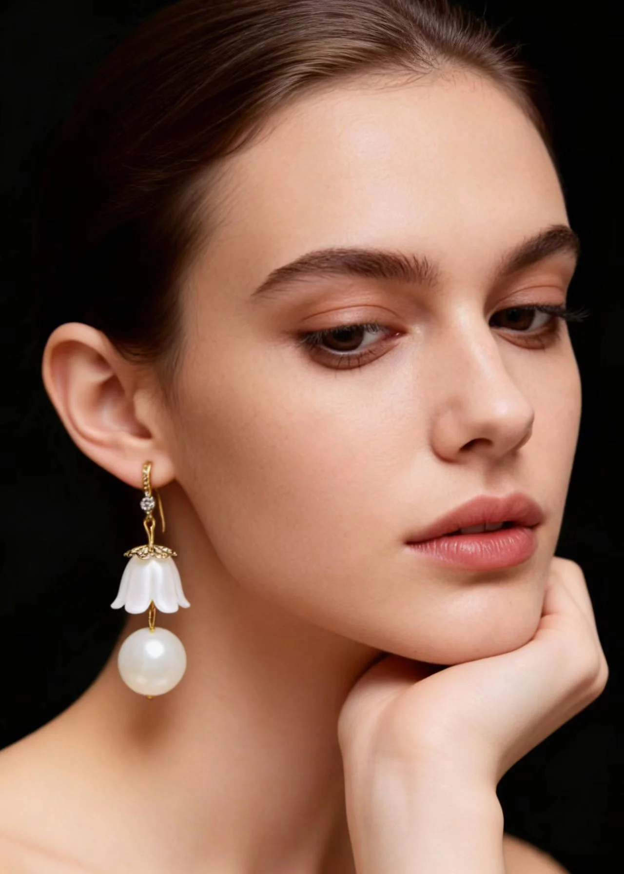 Fashion White Lily Of The Valley Pearl Drop Earrings - Image 3
