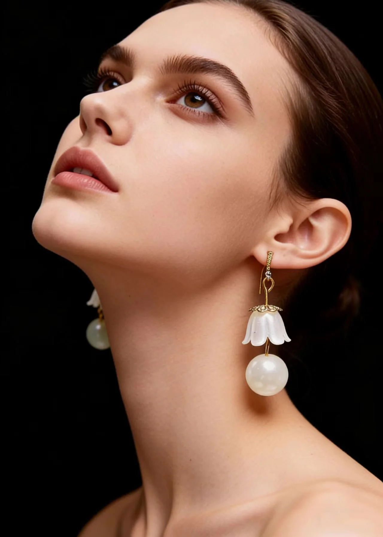 Fashion White Lily Of The Valley Pearl Drop Earrings - Image 4