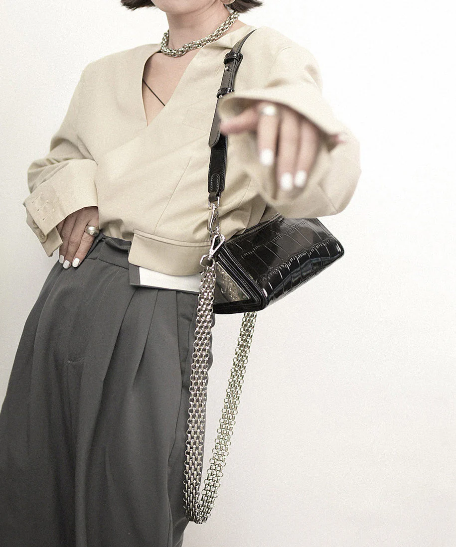 Fine Black Durable Calf Leather Shoulder Bag - Image 3