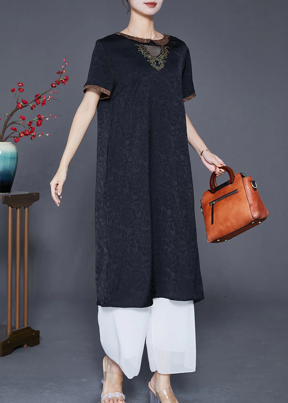 Fine Black Embroideried Hollow Out Silk Long Dresses Summer - Image 3