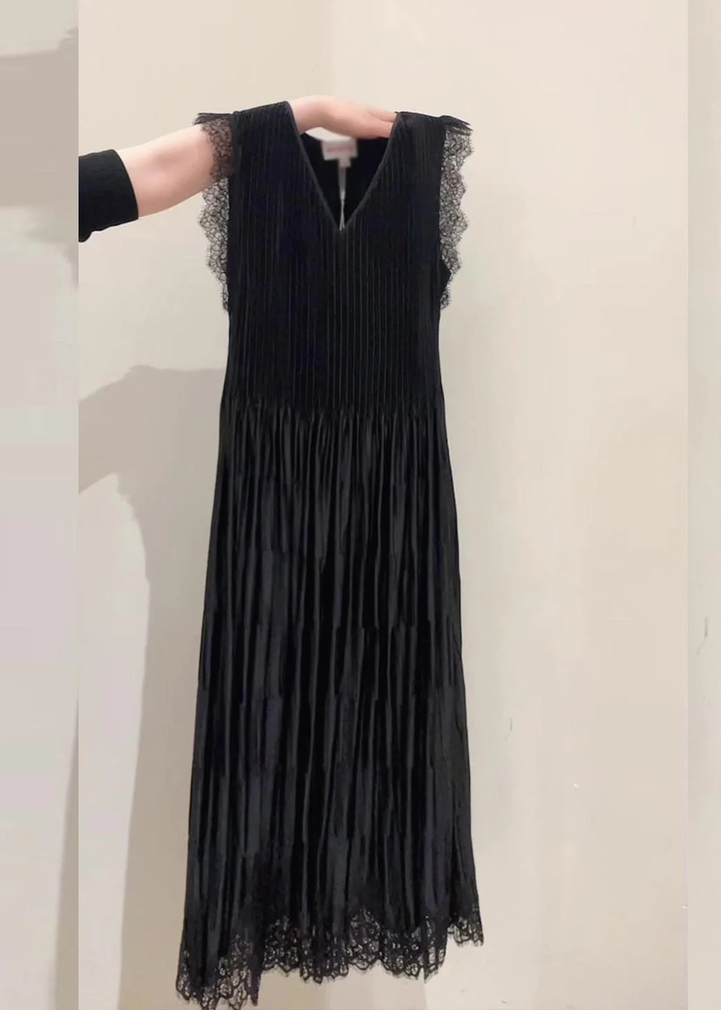 Fine Black V Neck Lace Patchwork Draping Holiday Long Dress Summer - Image 2