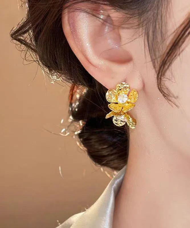 Fine Gold Copper Overgild Zircon Floral Stud Earrings - Image 3