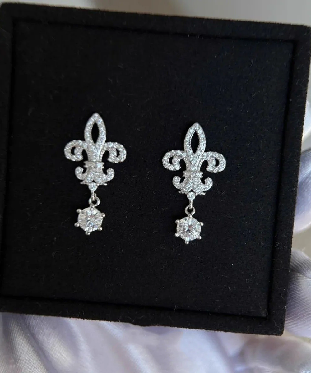 Fine Silk Alloy Zircon Iris Water Droplet Tassel Drop Earrings - Image 4