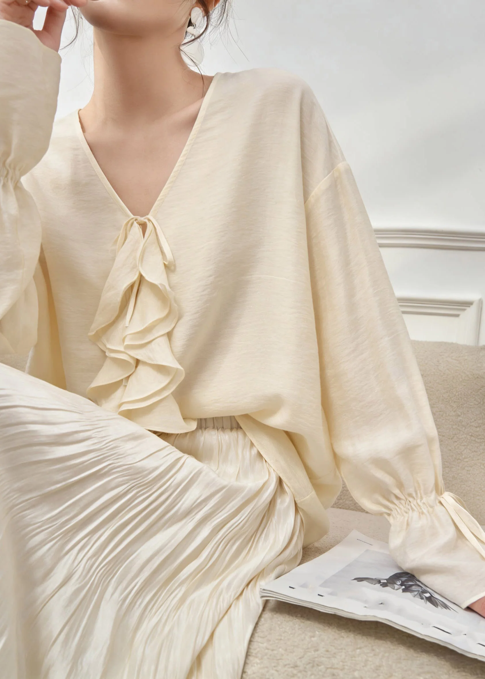 Fine V Neck Tie Lace Top And Maxi Skirts Two Pieces Set Flare Sleeve - Image 5