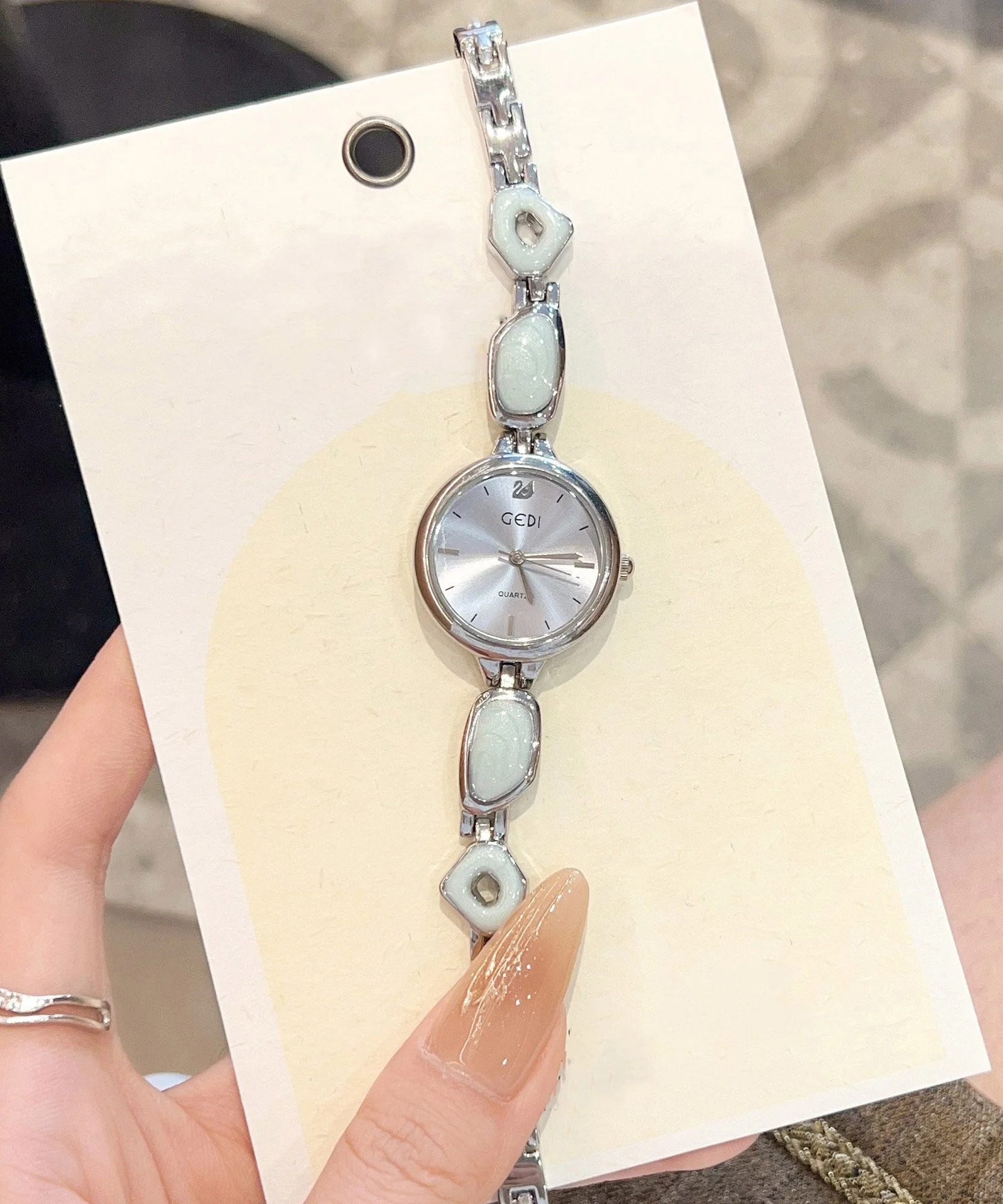Fine White Alloy Waterproof Quartz Movement Watches - Image 3