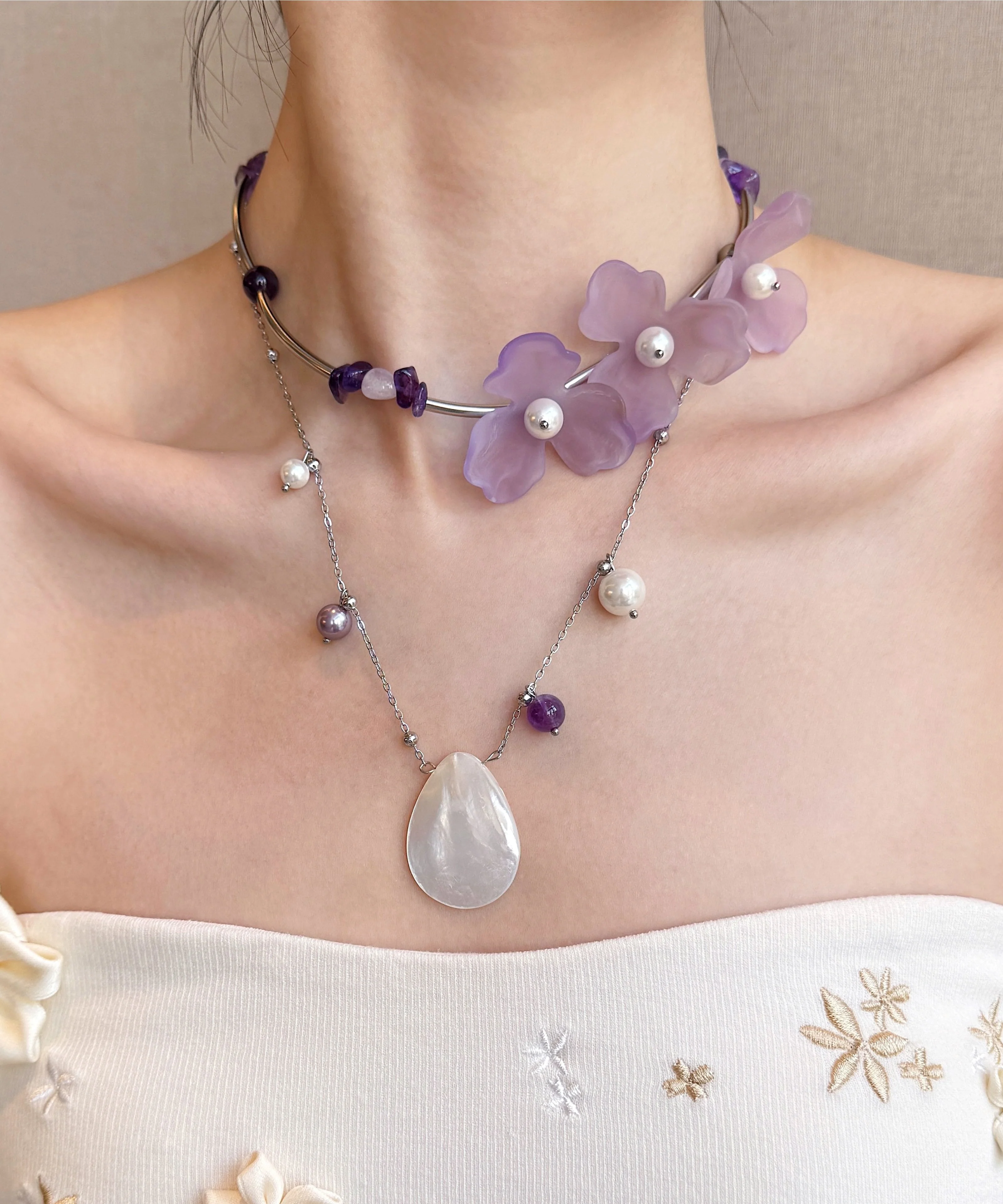 Floral Purple Pearl Shell Alloy Two Piece Set Pendant Necklace - Image 2