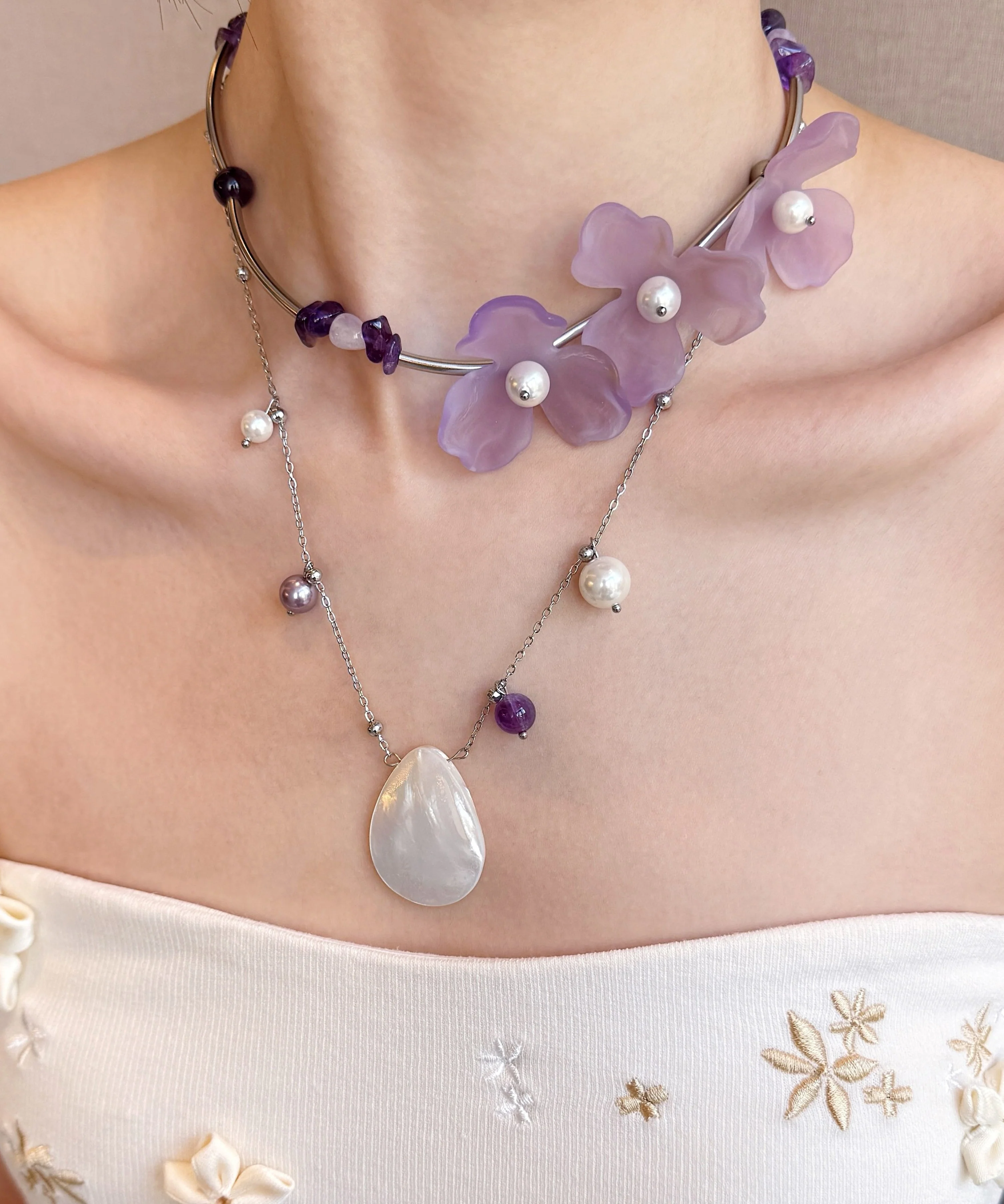 Floral Purple Pearl Shell Alloy Two Piece Set Pendant Necklace - Image 3