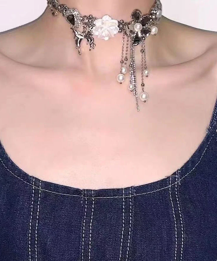 Floral Silk Tassel Pearl Alloy Choker - Image 4