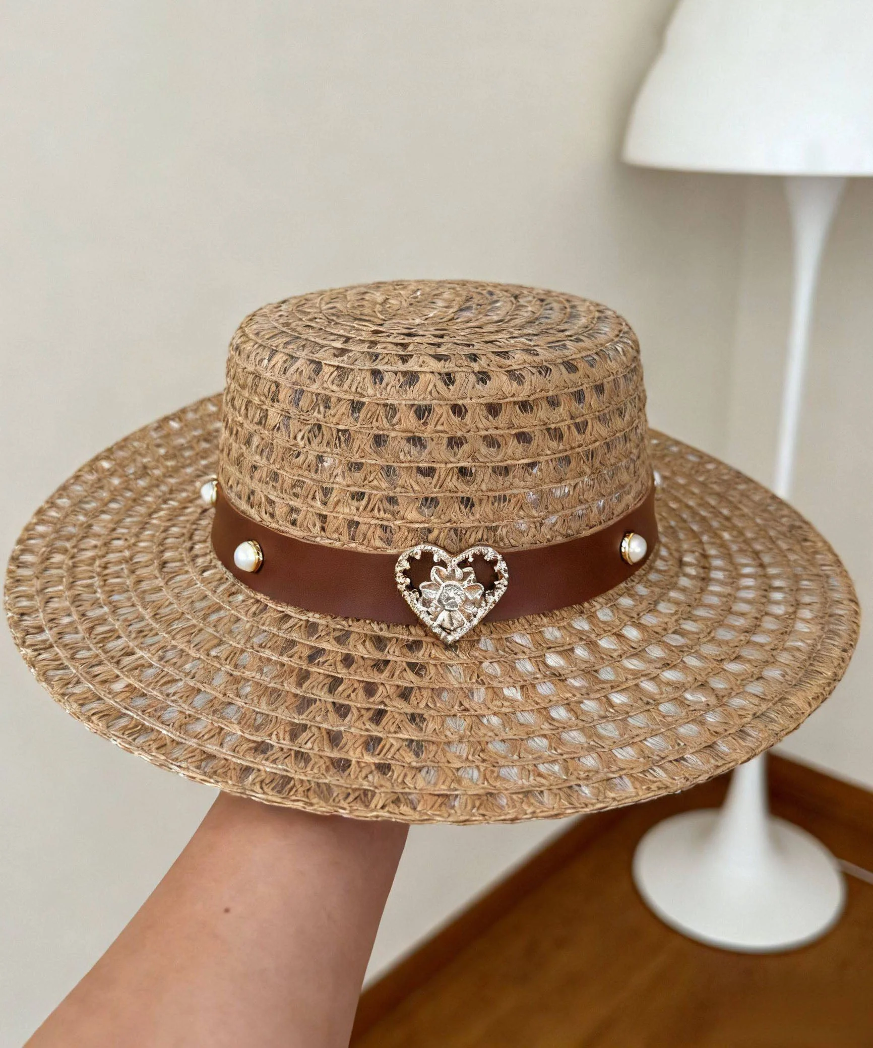 French Beige Zircon Heart-Shaped Hollow Out Breathable Sun Hat - Image 4
