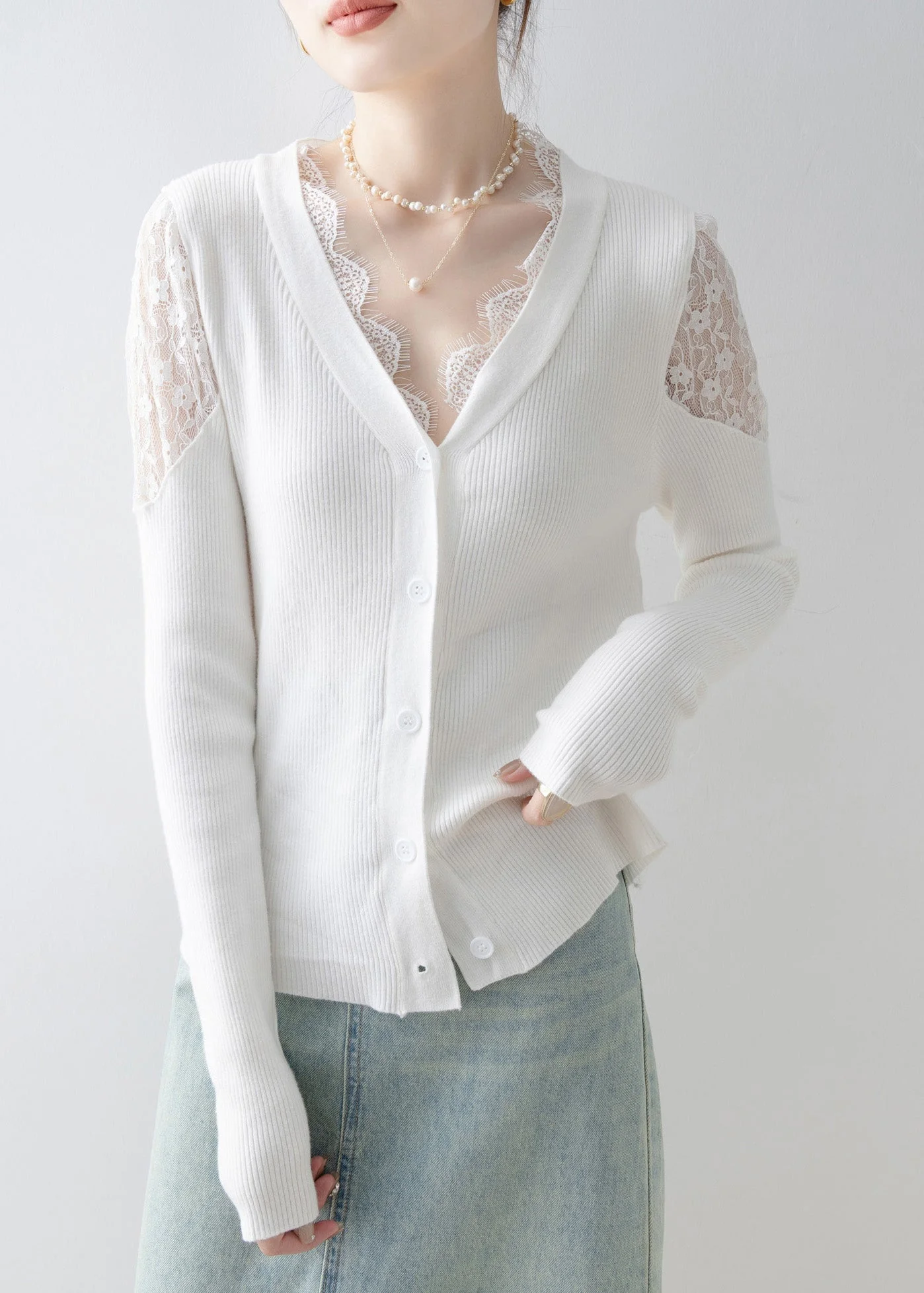 French White V Neck Lace Patchwork Knit Sweater Spring - Image 4