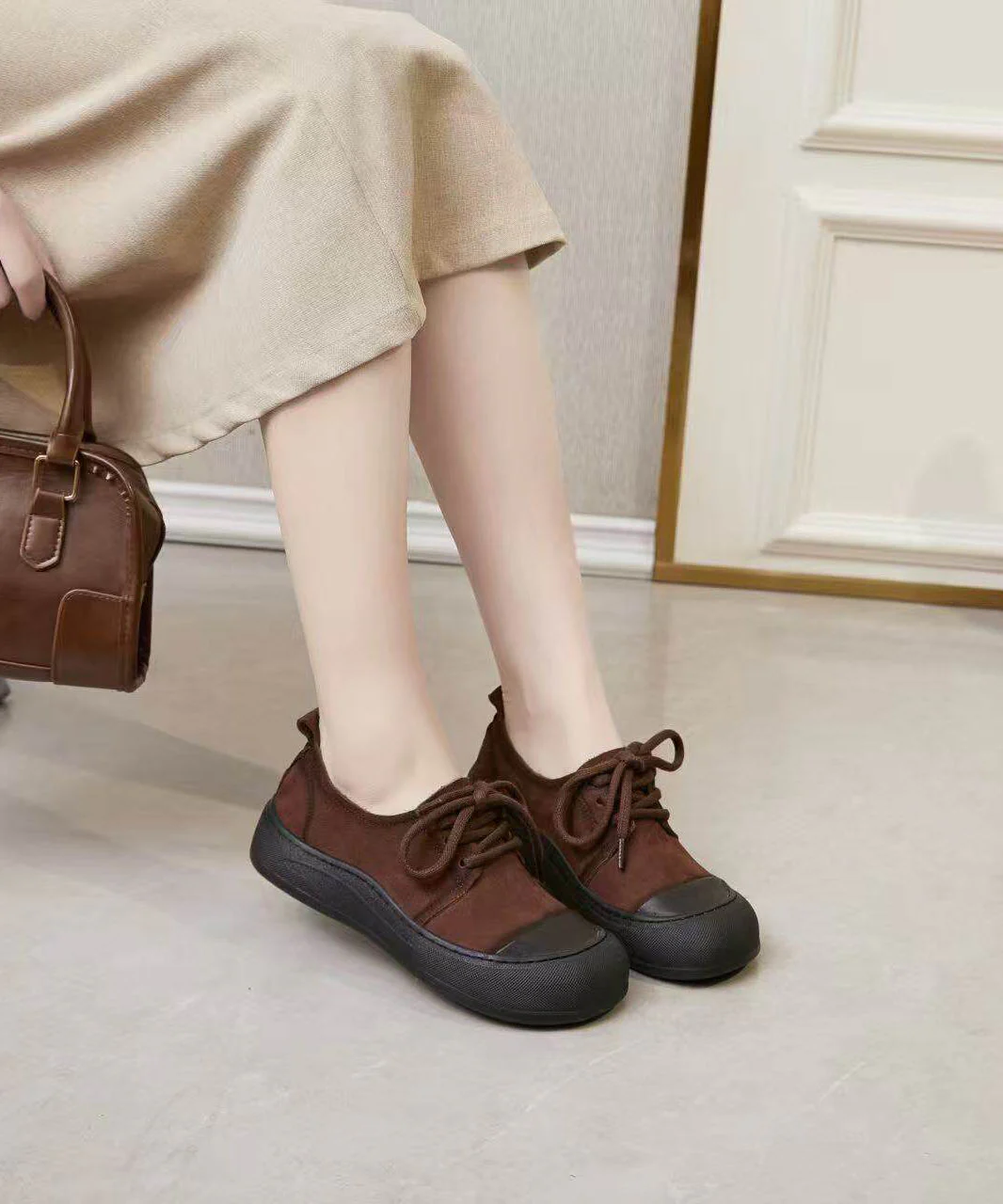 Green Lace Up Cowhide Leather Vintage Splicing Flat Feet Shoes - Image 2