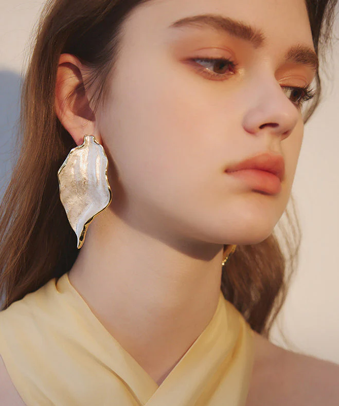 Hammered Metal Irregular Leaf Drop Earrings - Image 3