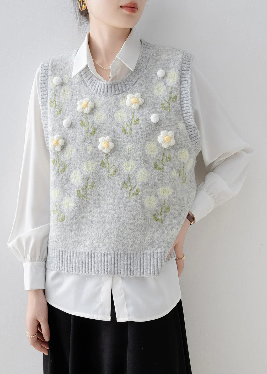 Handmade Light Grey O Neck Floral Knit Vest Sleeveless - Image 2