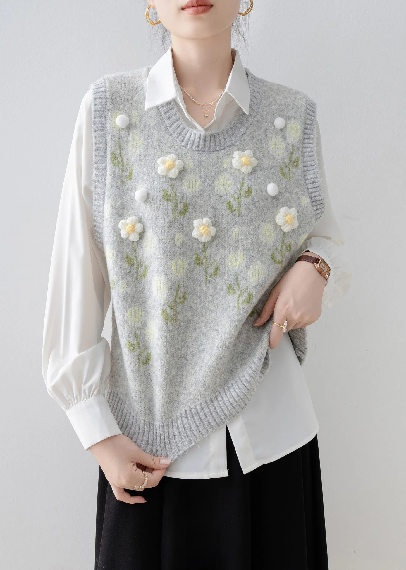 Handmade Light Grey O Neck Floral Knit Vest Sleeveless - Image 4