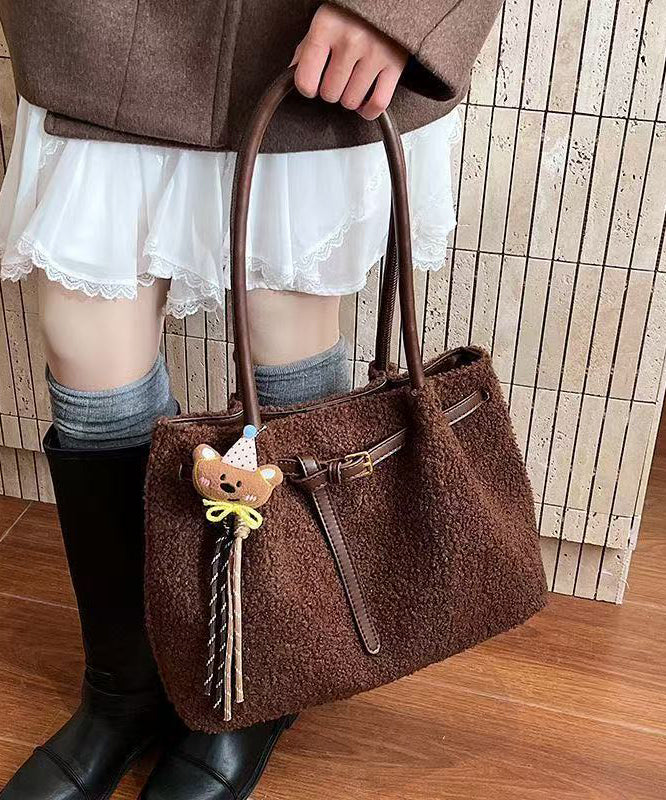 Handmade White Solid Durable Cute Pendant Wool Shoulder Bags - Image 5