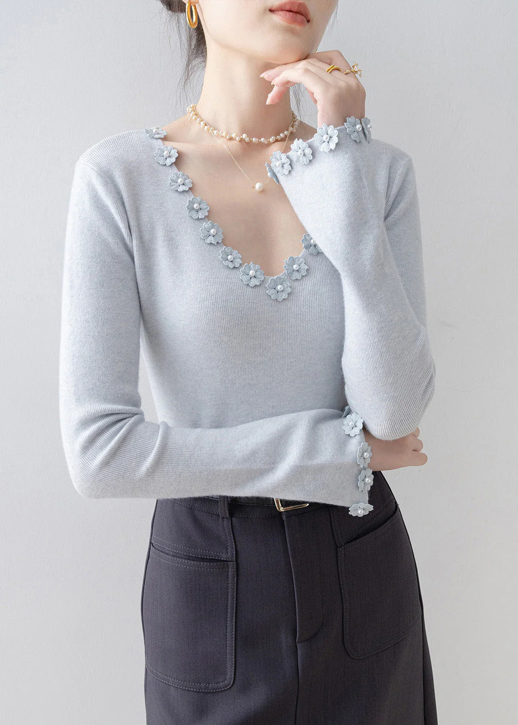 Italian Light Blue V Neck Floral Knit Sweater Flare Sleeve - Image 3