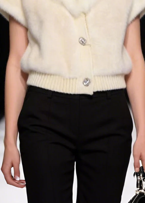 Italian White V-Neck Warm Faux Fur Coat Short Sleeve - Image 4