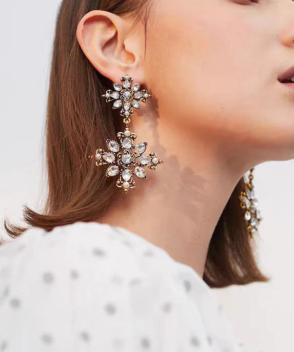 Korean Court Style Gold Floral Zircon Personalized Earrings - Image 3