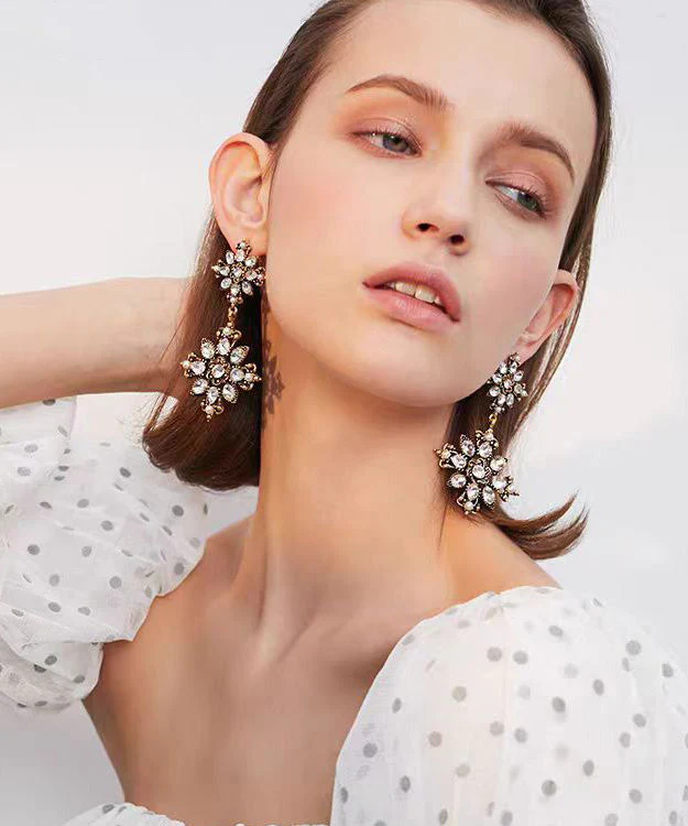 Korean Court Style Gold Floral Zircon Personalized Earrings - Image 5