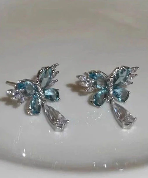 Light Luxury Blue Crystal Butterfly Metal Stud Earrings - Image 4