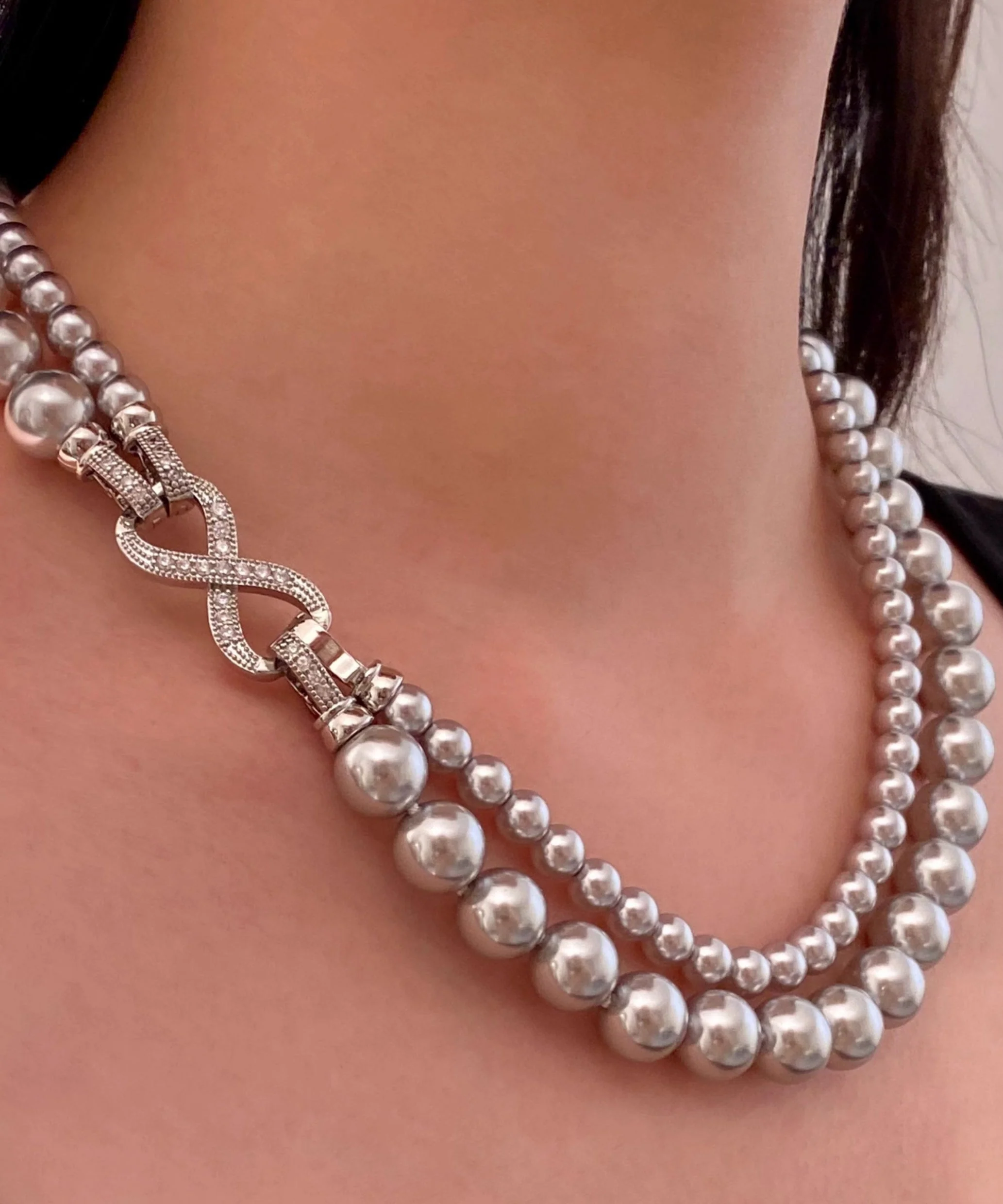 Light Luxury White Pearl Zircon Multi-Layered Necklace - Image 4