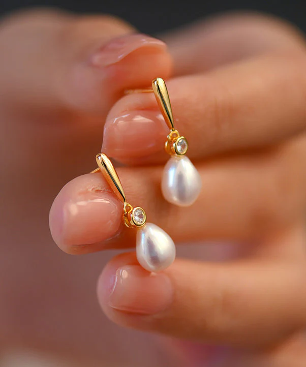 Light LuxurySmall Stone Pearl Zircon 14K Gold Stud Earrings - Image 3