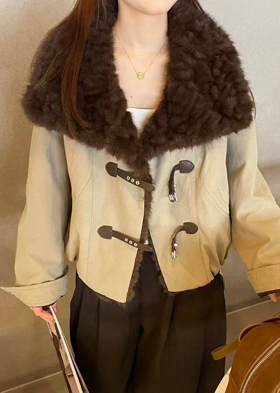 Loose Army Green Peter Pan Collar Fluffy Patchwork Parkas - Image 2
